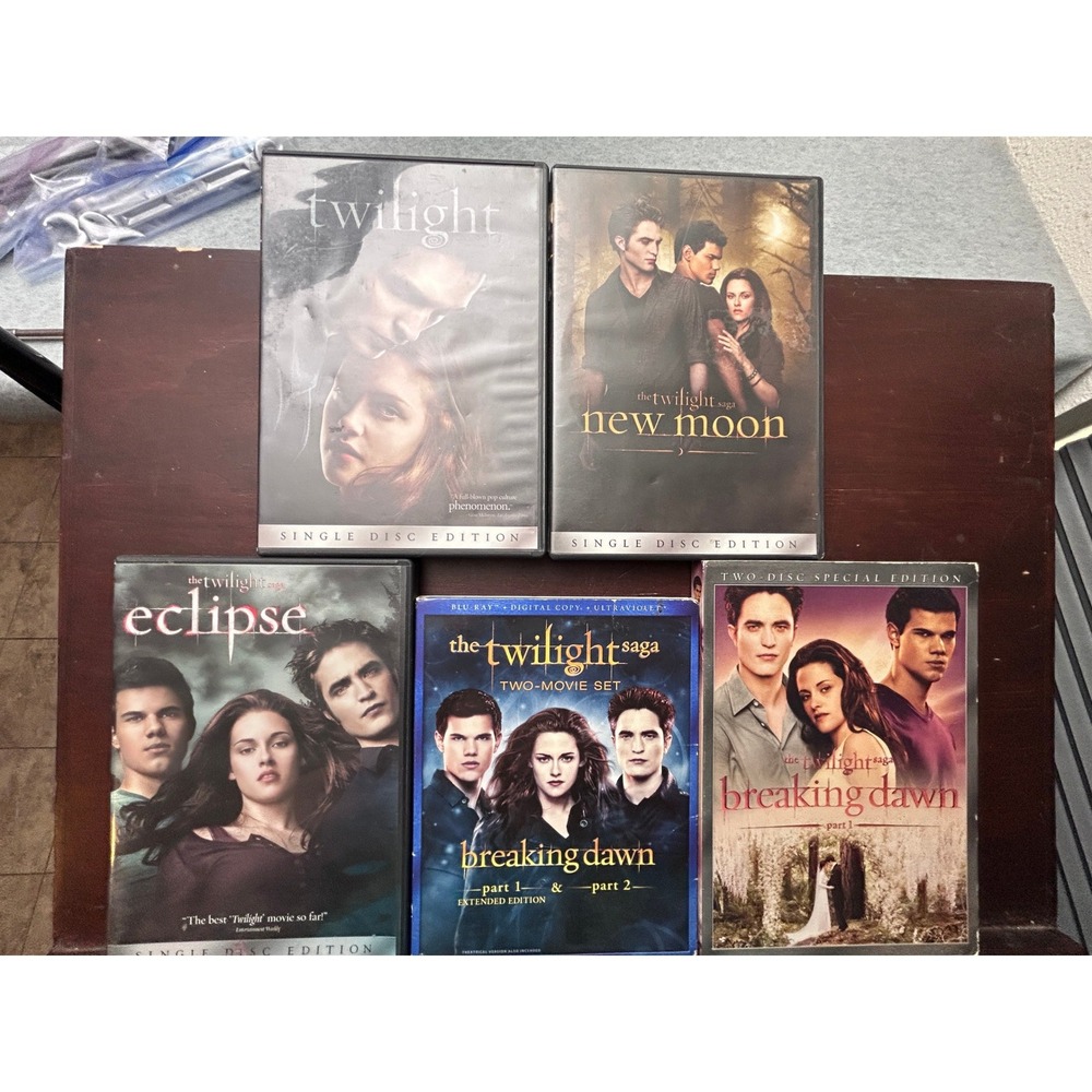 The Twilight Saga Complete 5 Movie Collection DVD Blu-ray Breaking Dawn Eclipse
